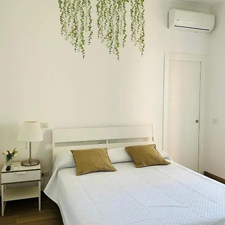 Vivina_081 ゲストハウス ナポリ